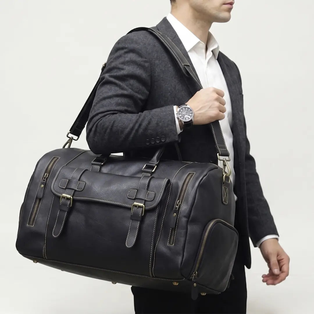 Mild Black Leather Travel Bag – Front Flap Pocket Design (TR-015)
