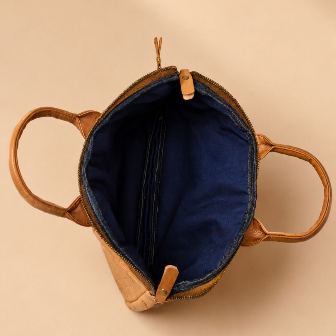 Croc Embossed Leather MacBook Bag (LP-04)